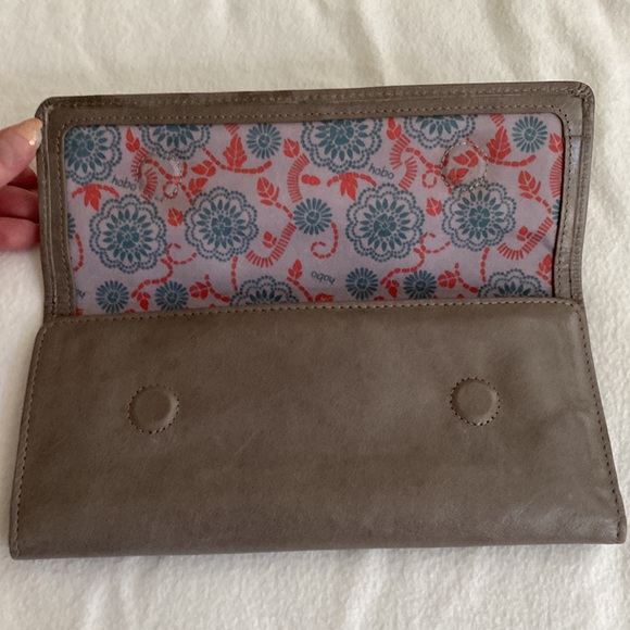 HOBO Wallet - Picture 5 of 14